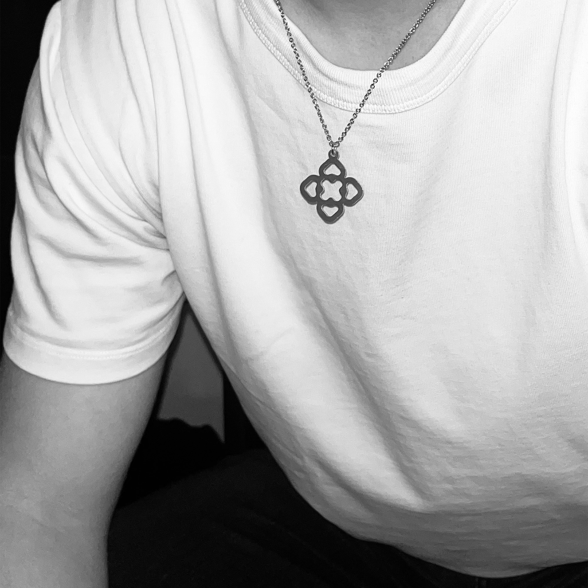 VX Outline Pendant — view 2